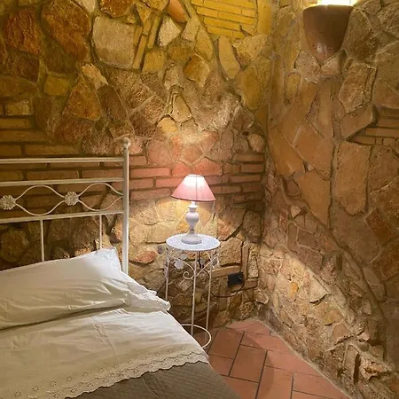 Paola Bed & Breakfast Villa San Leonardo