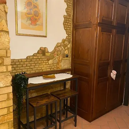 Paola Nocleg ze śniadaniem 4*