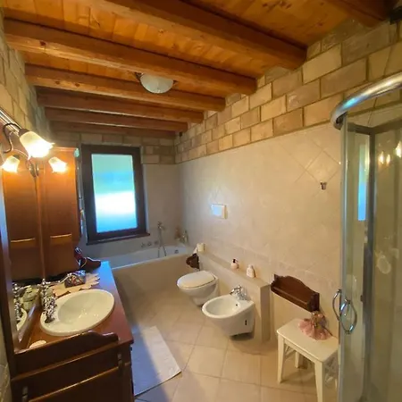 Paola 住宿加早餐酒店 4*