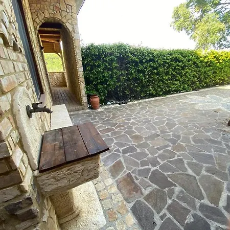 住宿加早餐酒店 Paola