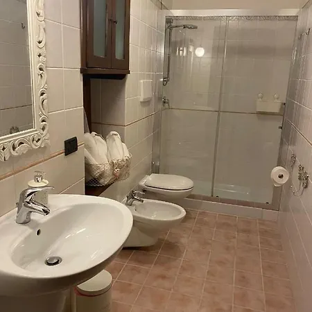 Nocleg ze śniadaniem Paola 4*