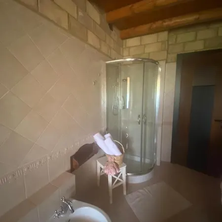 Paola Nocleg ze śniadaniem Villa San Leonardo