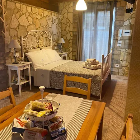 Paola Nocleg ze śniadaniem 4*