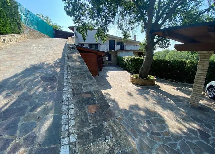 ベッド・アンド・ブレックファスト Paola 4*